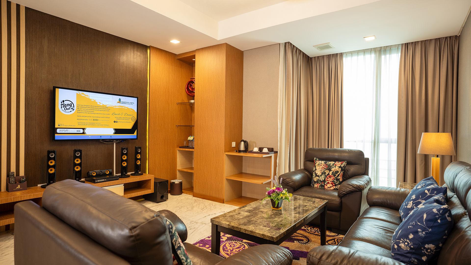Nagoya Hill Hotel suite living room